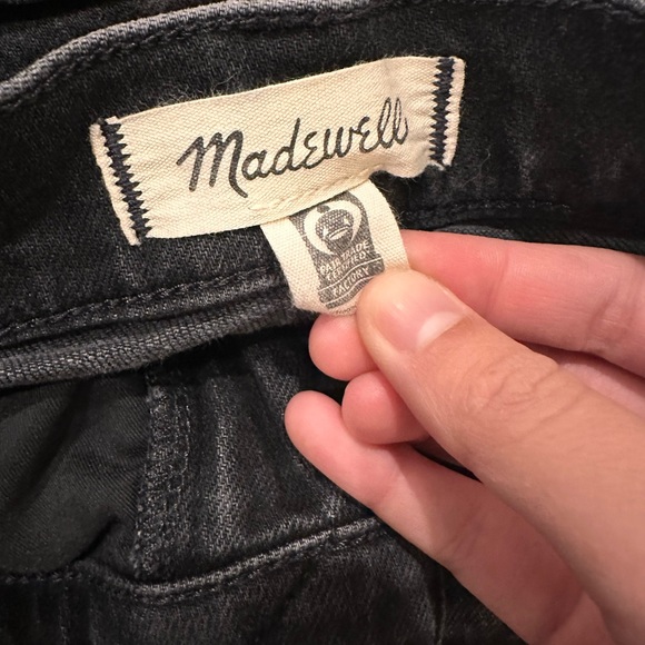 Madewell The ‘90s Straight Jean - Picture 2 of 3